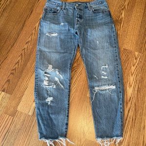Levi 501CT Distressed Jeans